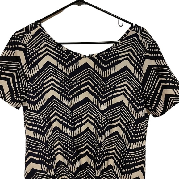 J Crew Factory Blue Chevron Short Sleeve Romper Size 6 - Picture 5 of 7